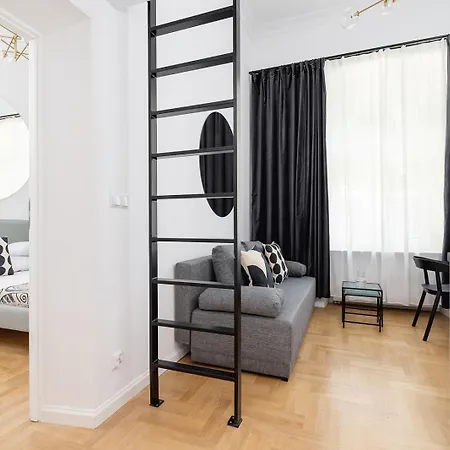 Ocean Breeze-4Br With Balcony-Old Town Appartamento Cracovia